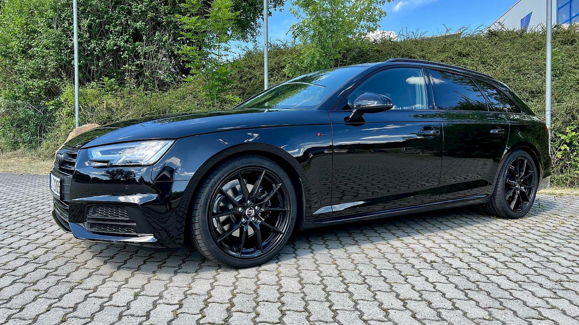 Audi A4 B9