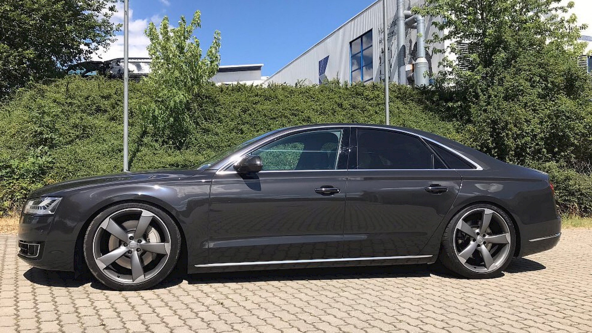 Audi D4