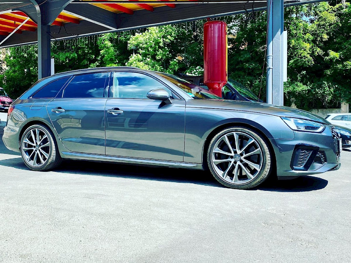 Audi S4