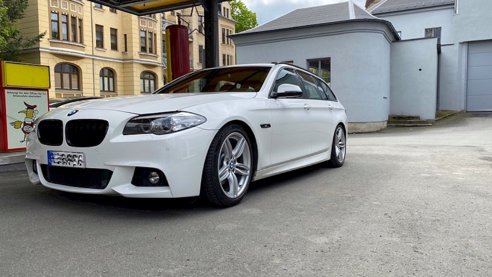 BMW F11 520D
